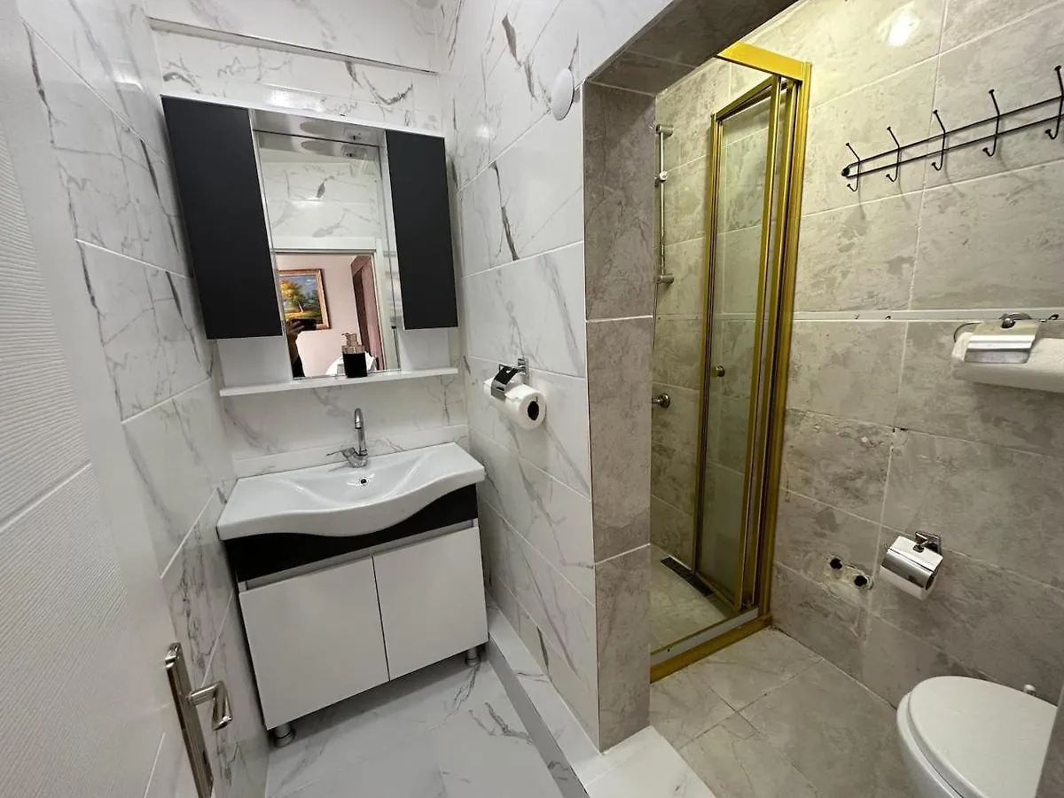 Bogaz Manzarali Luks Penthouse Ve Teras Apartment Istanbul